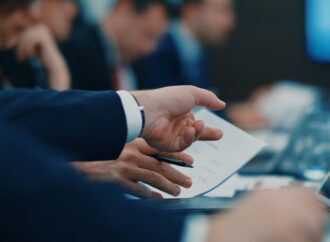 Politika faizi yüzde 37’ye çekildi