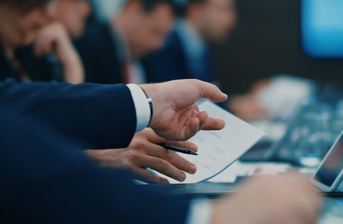 Politika faizi yüzde 37’ye çekildi