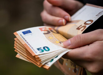 Deprem bölgesindeki KOBİ’lere 60 bin Euro’luk hibe desteği başladı