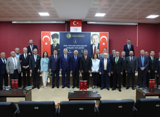 Ticaret Bakanı Ömer Bolat, STK temsilcileriyle bir araya geldi