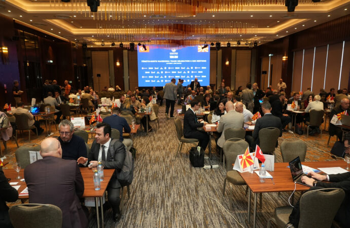 Türk ihracatçılar, ticaret heyetleriyle dünyaya açılıyor