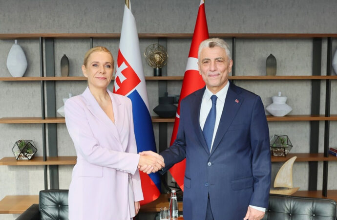 Bolat: “Slovakya ile 5 milyar dolarlık ticaret hedefine gelecek yıl ulaşırız”